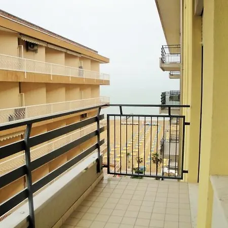 Cansiglio Apartment *